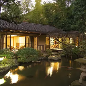 **** Ryokan Gyokutei Japon